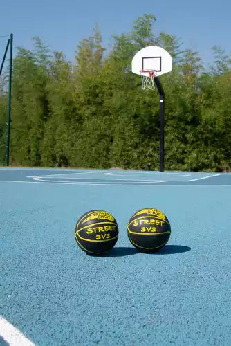Set aus 5 Basketbällen Street 3v3 - Ballpumpe und Aufbewahrungstasche GRATIS!