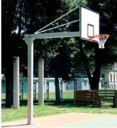 Basketballkorb mit 2,2 m Ausladung