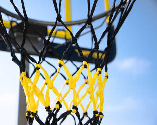 Verstellbarer Basketballkorb (Kind) und T7-Ball gratis