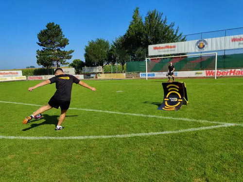 3 in 1 Fußball-Rebounder