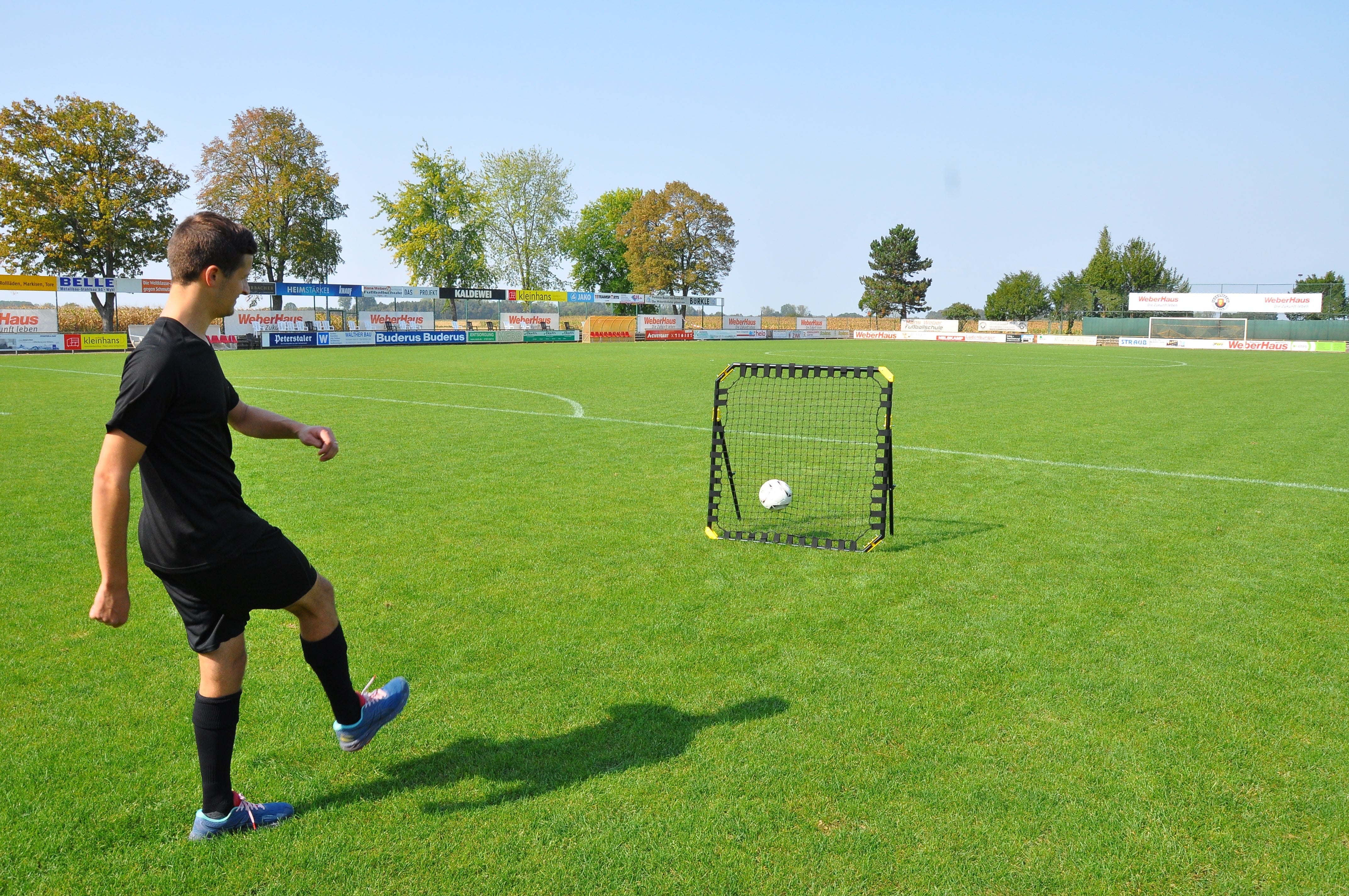 Zusammenklappbares Rückprallnetz - 1,2 x 1,2 m