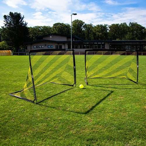 Torwandpaar - 2,2x1,5m schwarz/gelb - Wird mit Ball und Pumpe geliefert