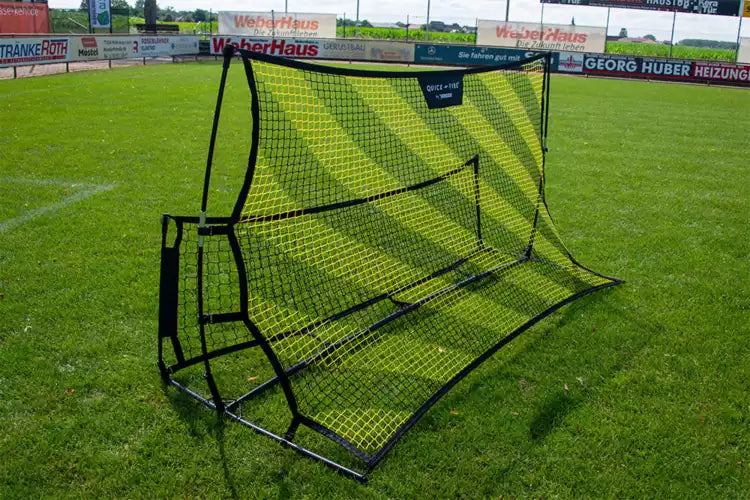 Fußballtrainer - Zweiseitiges Abprallnetz + BALL