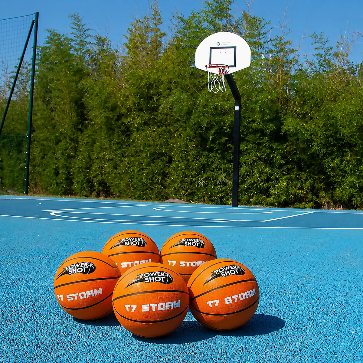 Set aus 5 Basketbällen Storm T7 - Ballpumpe und Aufbewahrungstasche GRATIS!