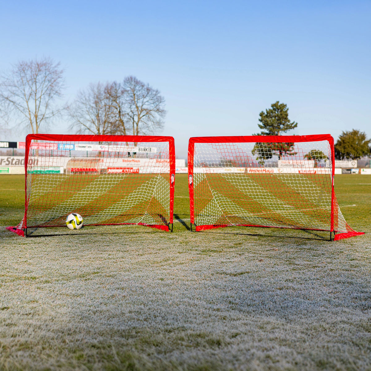 Pair of pop up goals - 1,2m x 0,9m (4' x 3') Powershot