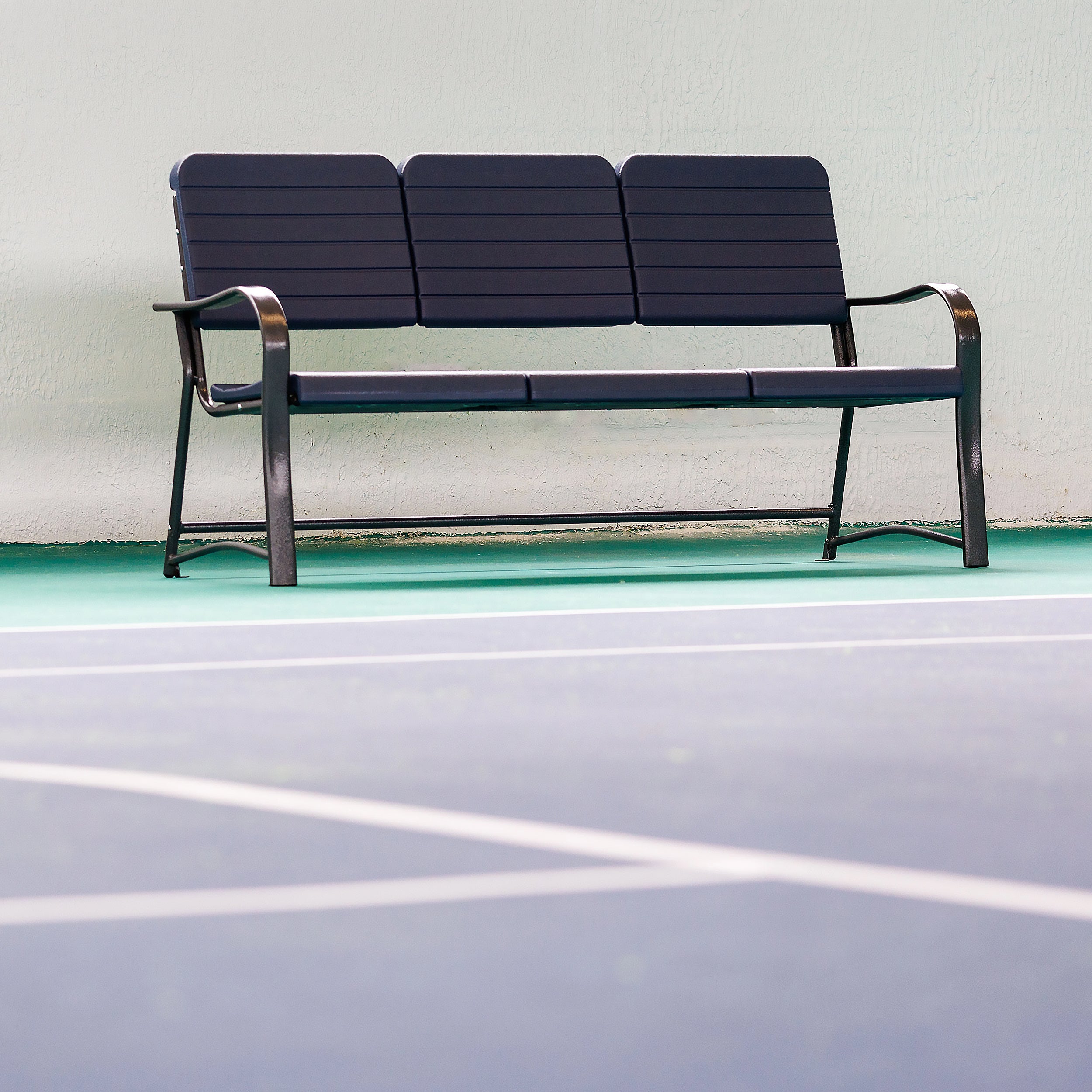 Langlebige und wetterfeste Tennisplatzbank 1,60m