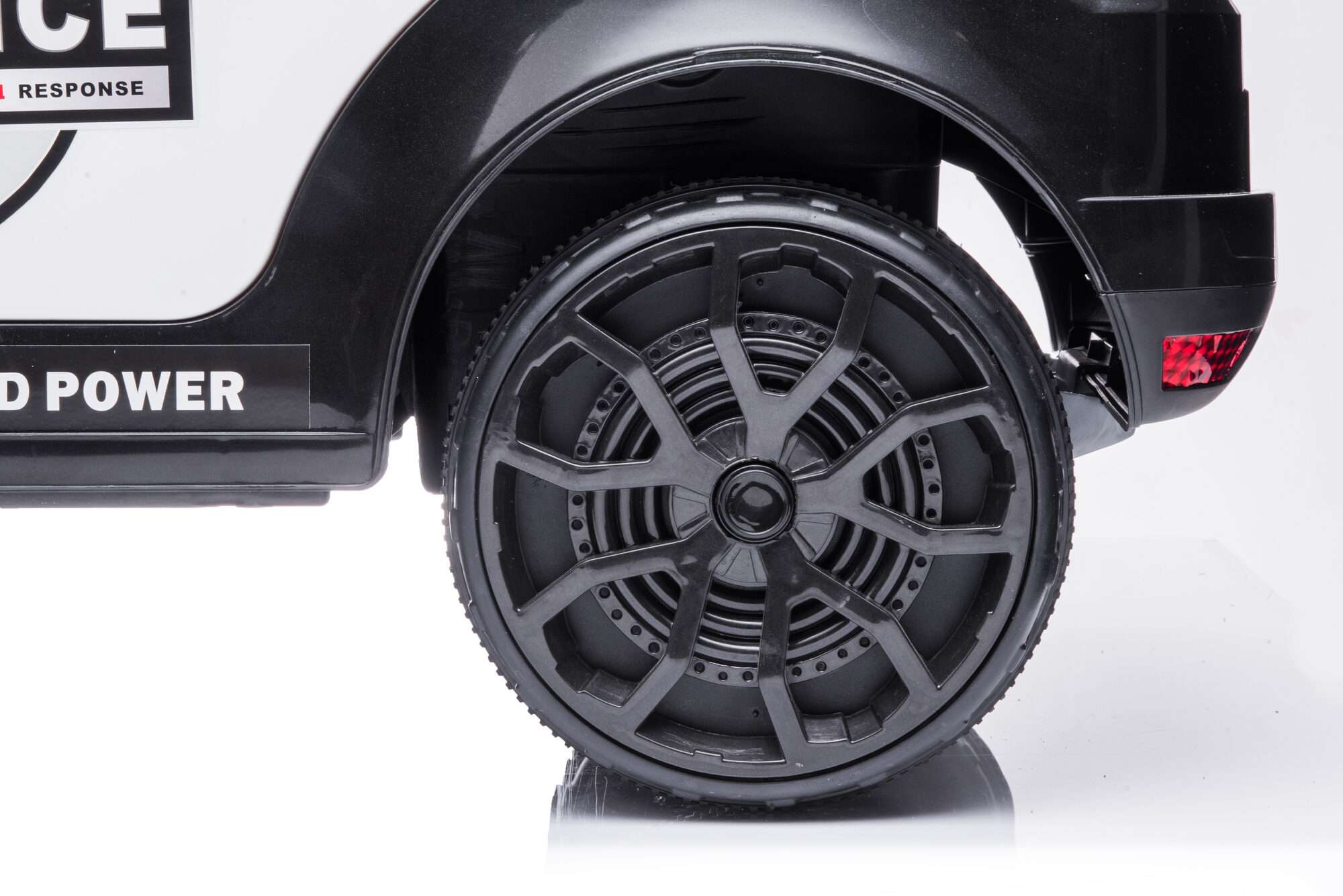 Image du produit : Polizeiauto in schwarzer Farbe (3-8 Jahre)