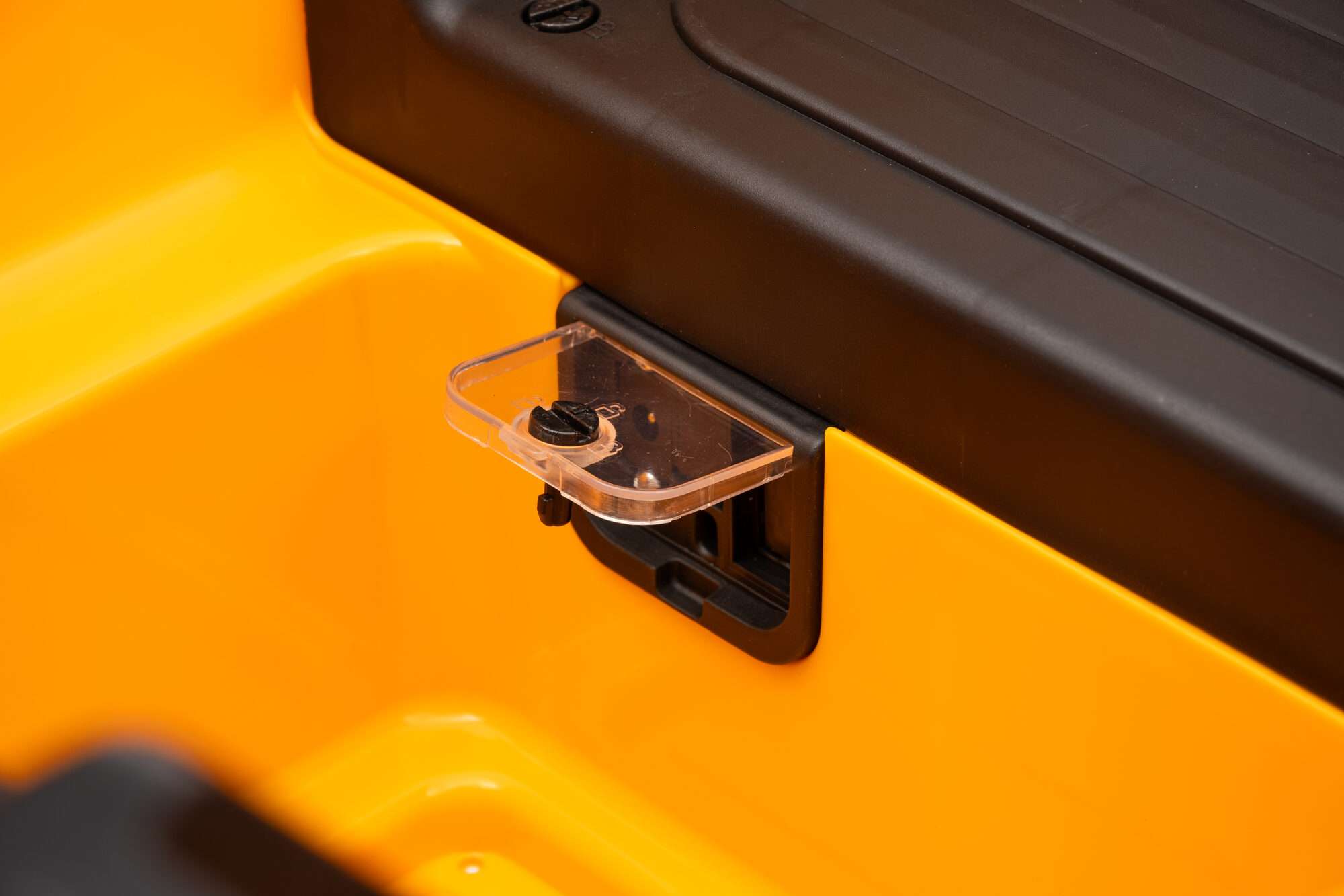 Image du produit : Bauwagen mit Mikrofon in gelber Farbe (3-8 Jahre)