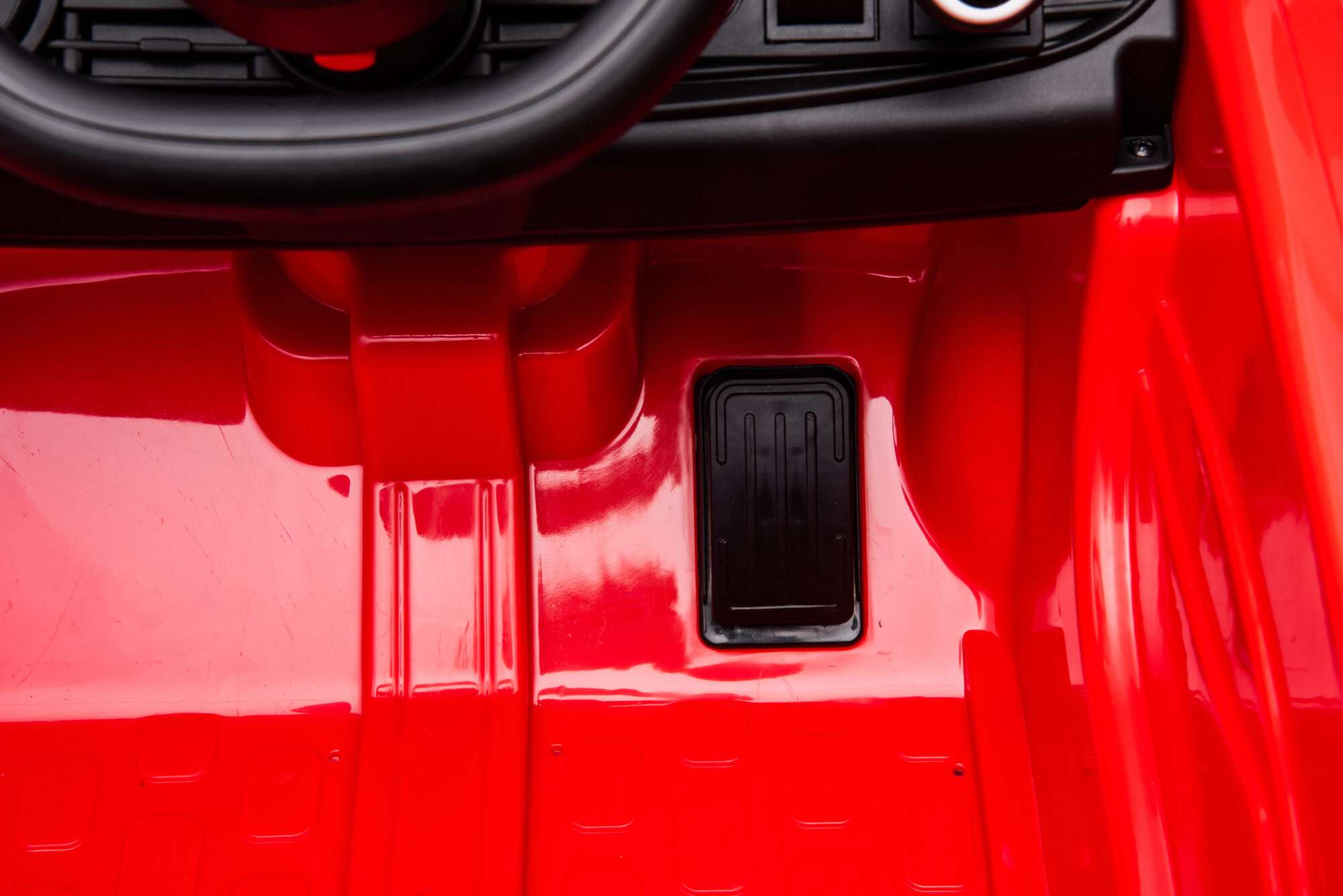 Image du produit : Lizenzierter Fiat 500 (2015) in Red color (3-8 Jahre)