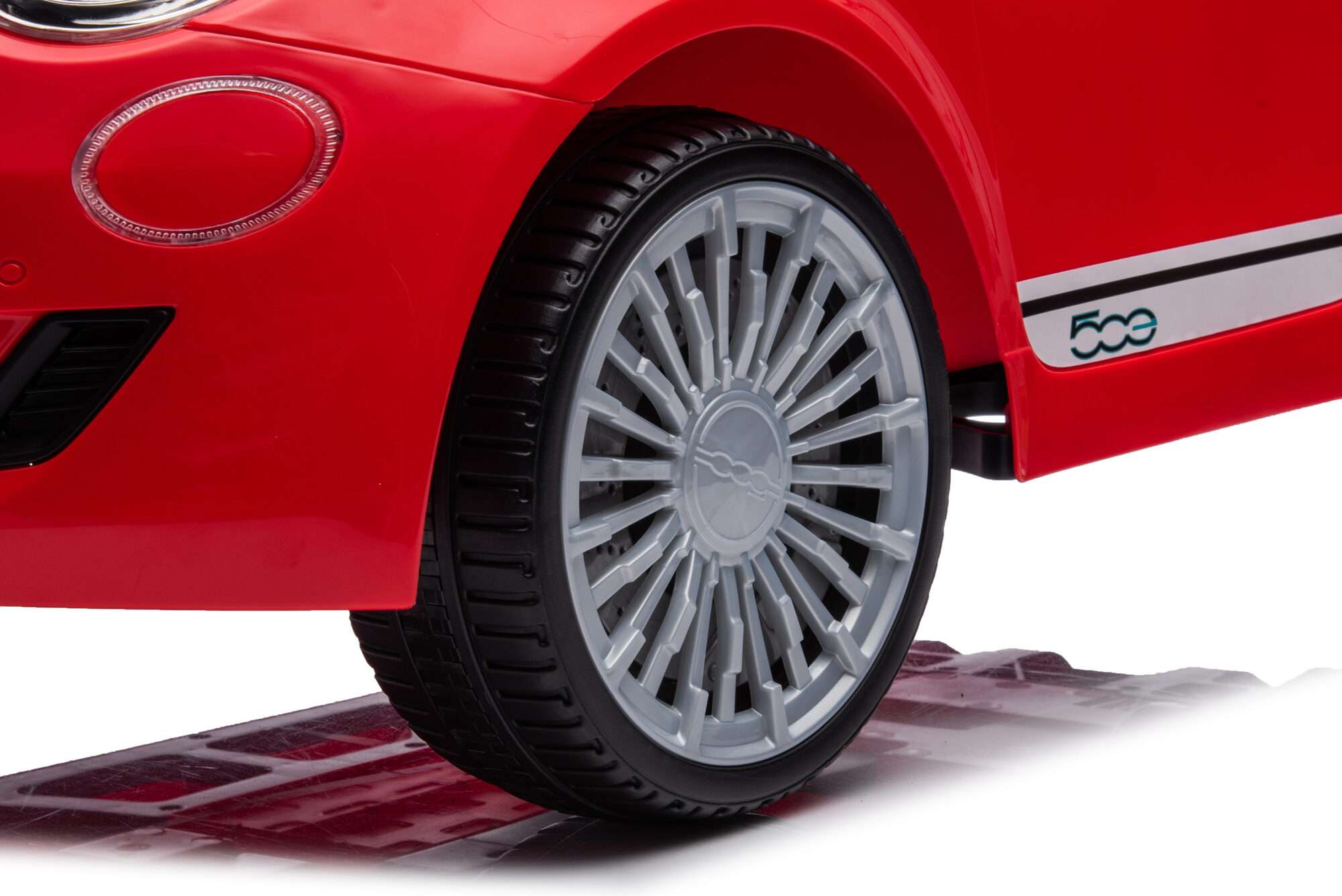 Image du produit : Lizenzierter Fiat 500 (2015) in Red color (3-8 Jahre)