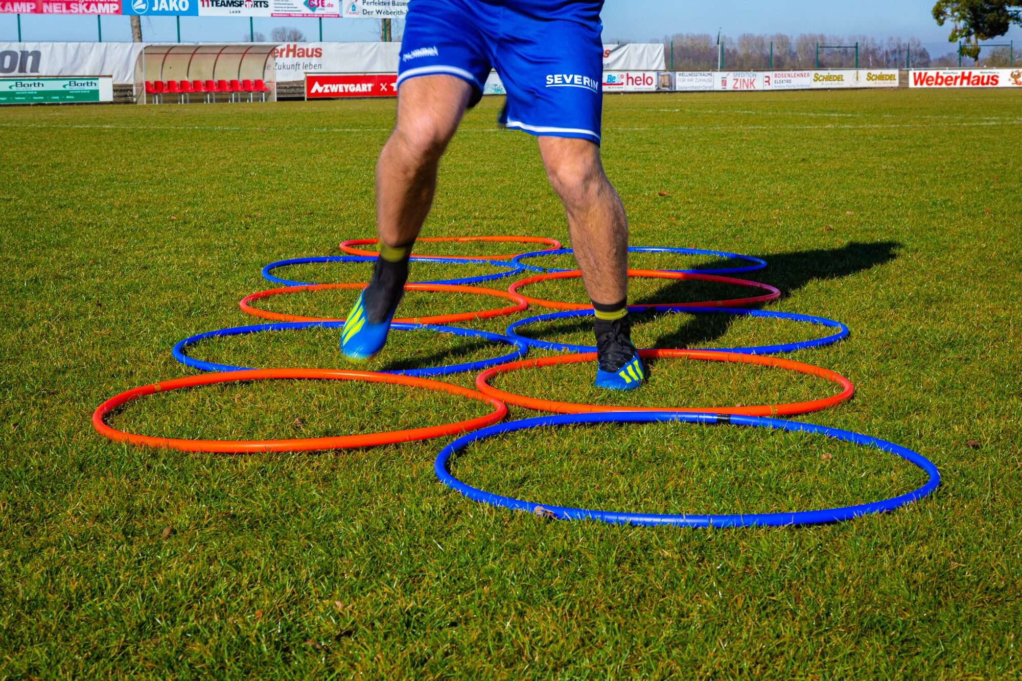 Image du produit : 5 runde Hula Hoop Koordinationsreifen - 76cm