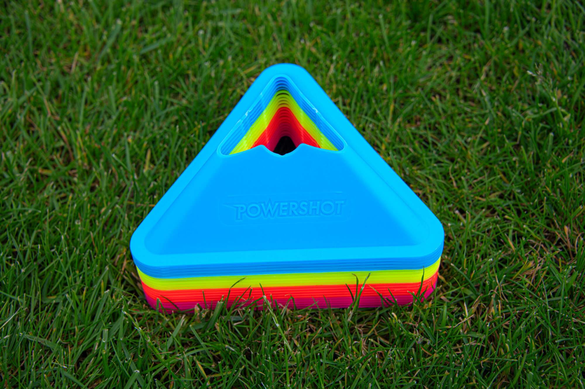 Image du produit : Set aus 20 dreieckigen Kegeln