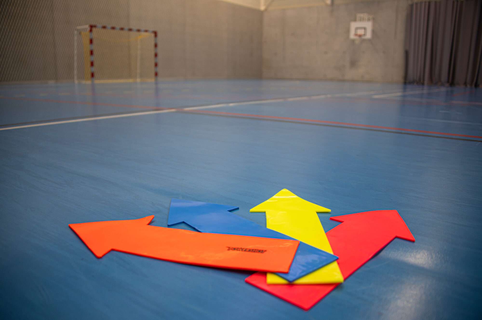 Image du produit : Markierungspfeile zur Markierung des Spielfeldes - 4 Pfeile im Set