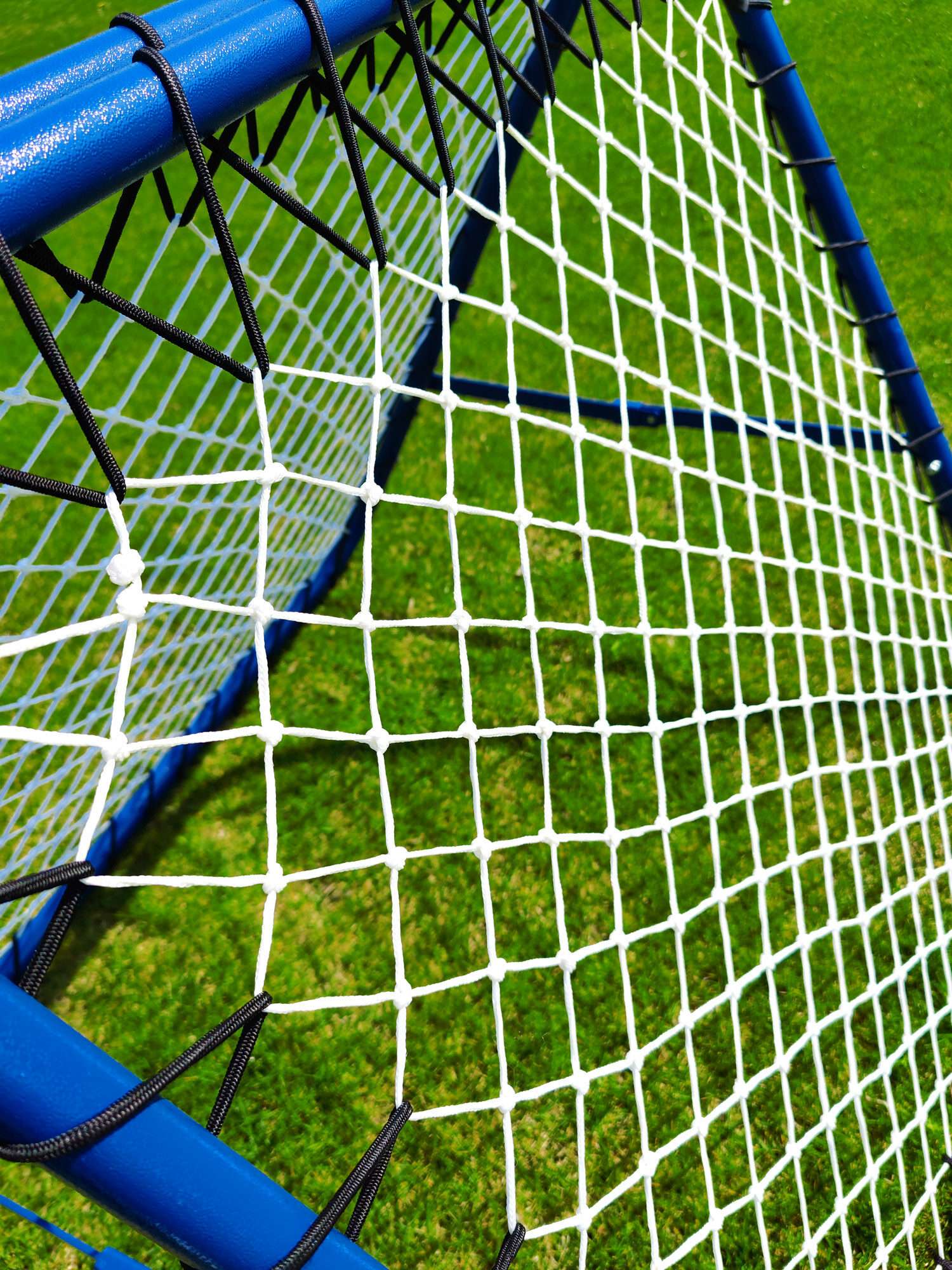 Image du produit : Rebounder Fussball DOPPELSEITIG - 100 x 100cm - Fussball Trainingszubehör