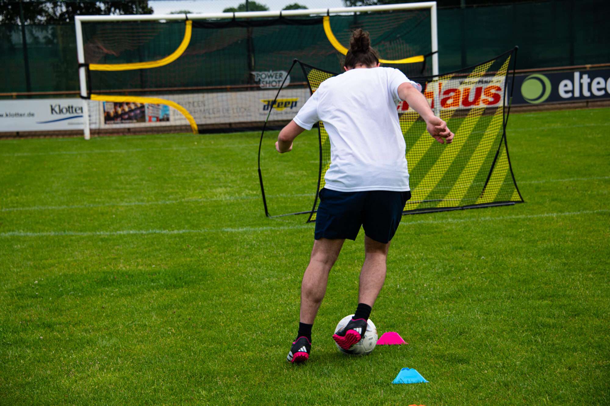 Image du produit : Rückprallnetz 240 x 150cm - Ideal zum Fußballspielen