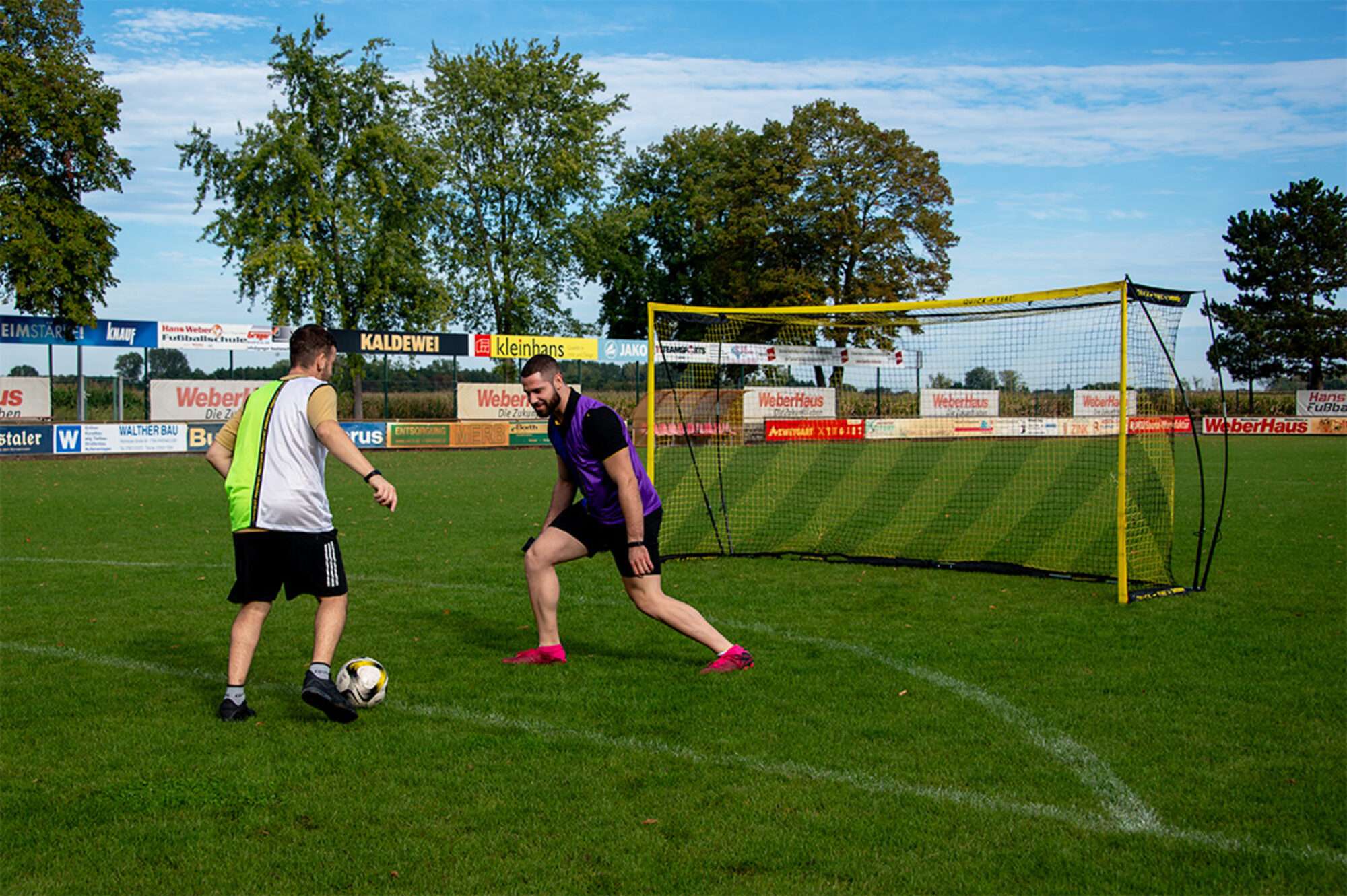 Image du produit : Zweifarbige Trainingsleibchen - 12er-Set - Größe nach Wahl