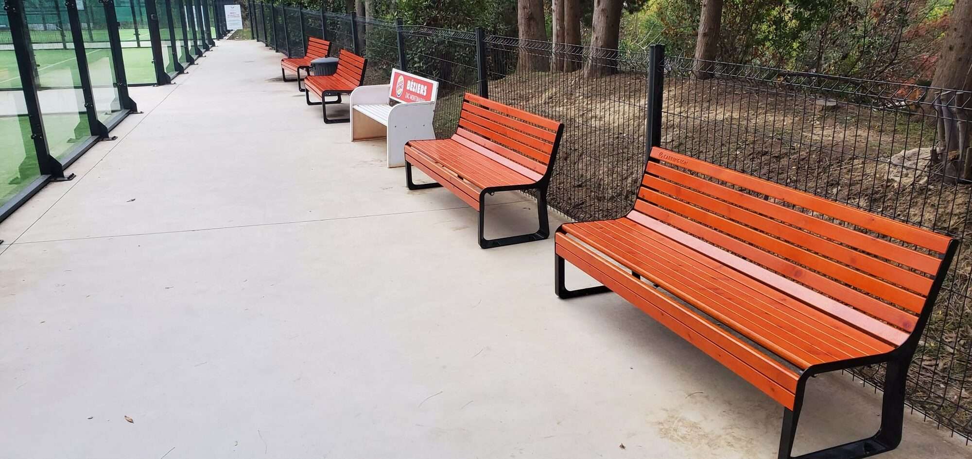 Image du produit : Premium-Tennisbank aus Holz mit Rückenlehne - 180 cm