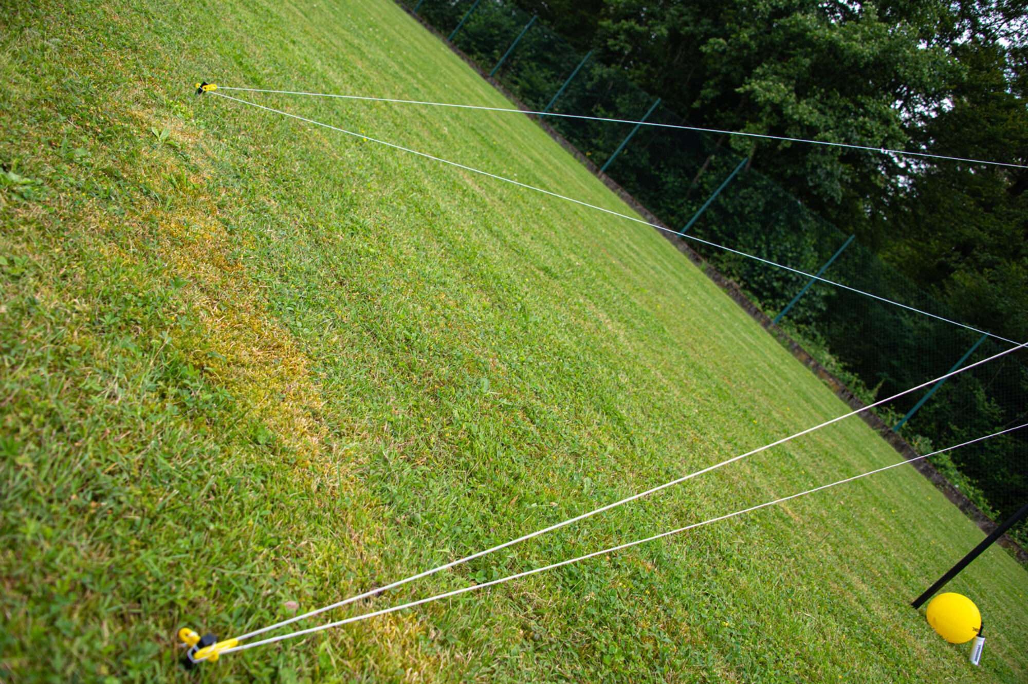 Image du produit : Volleyball-Set 6m - Mit Pfosten, Netz, Ball und Pumpe